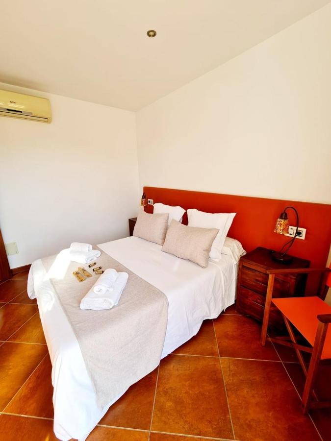 Villa Lorena Sa Caleta Kültér fotó