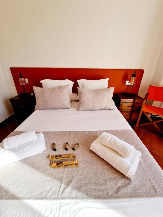 Villa Lorena Sa Caleta Kültér fotó